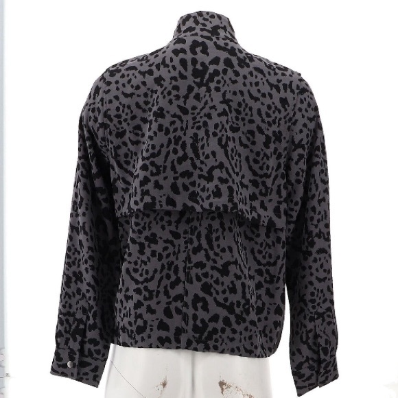 We Living in Yellow Utility Jacket Graphite Leopard - Picture 3 of 7